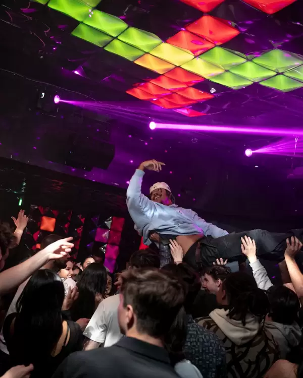 Aura Nightclub